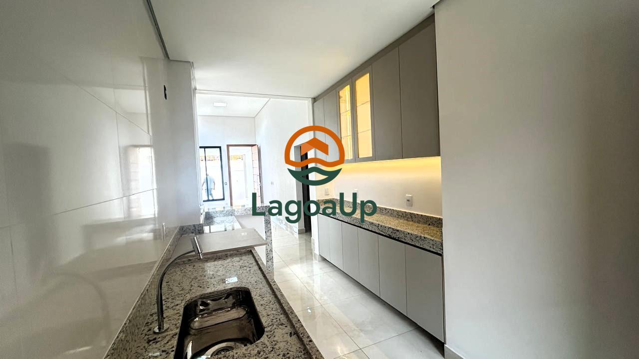 Casa à venda com 4 quartos, 132m² - Foto 8