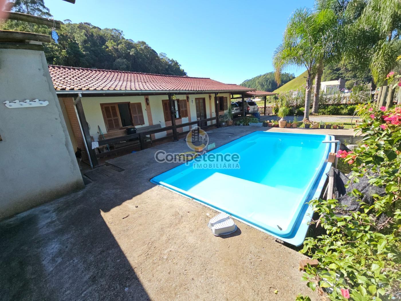 Sítio à venda com 3 quartos, 152m² - Foto 1