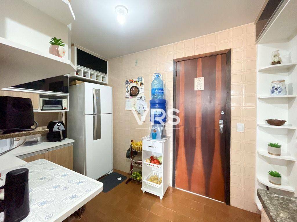 Apartamento à venda com 2 quartos, 72m² - Foto 6