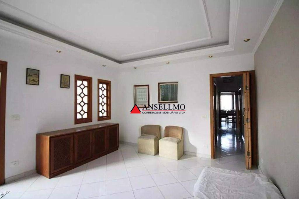 Casa à venda e aluguel com 5 quartos, 360m² - Foto 3