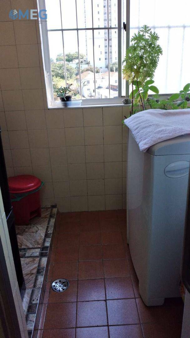 Apartamento à venda com 2 quartos, 62m² - Foto 30