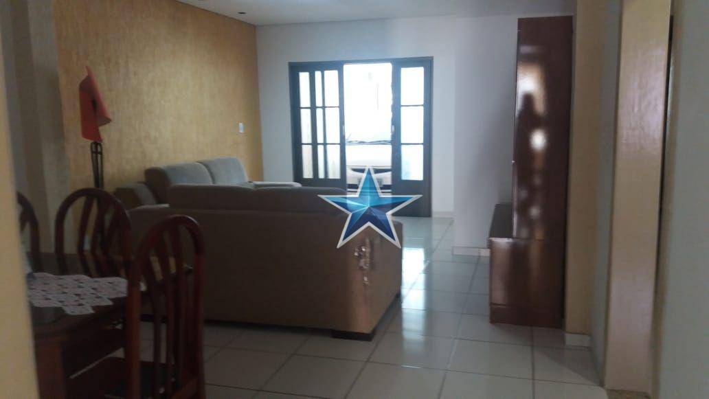 Casa à venda com 3 quartos, 150m² - Foto 2