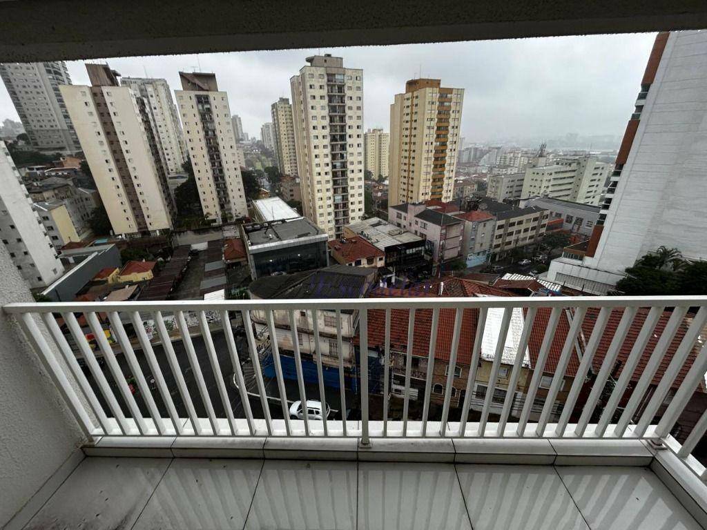 Apartamento para alugar com 2 quartos, 45m² - Foto 13