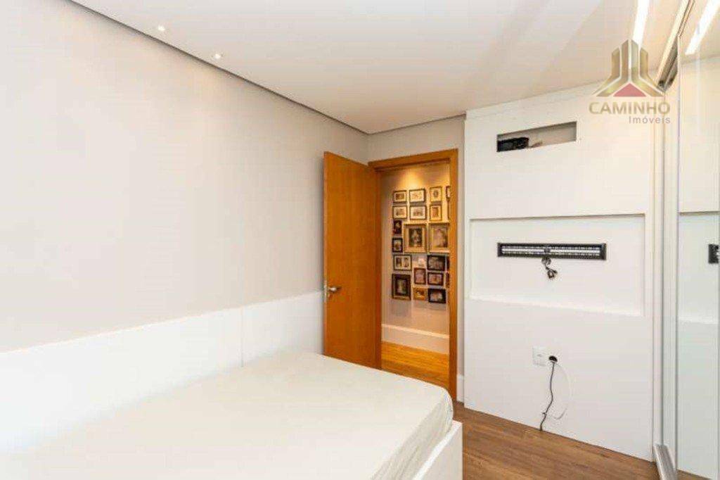 Apartamento à venda com 3 quartos, 125m² - Foto 8