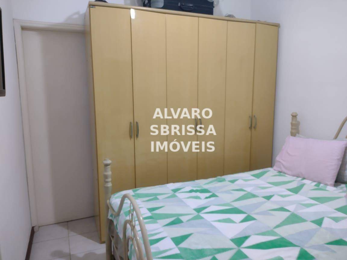 Casa à venda com 3 quartos, 211m² - Foto 11