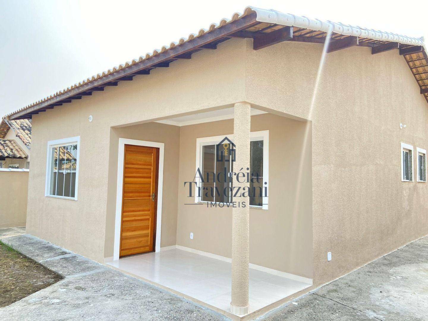 Casa à venda com 3 quartos, 88m² - Foto 4