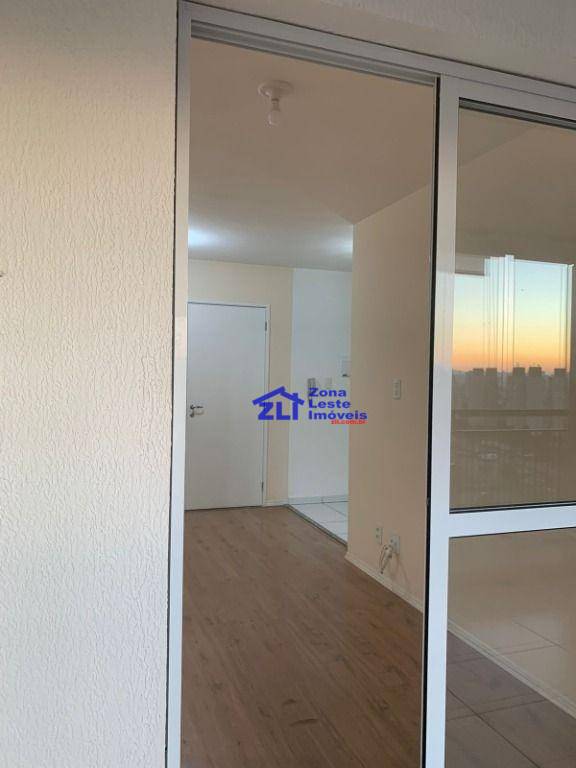 Apartamento à venda com 2 quartos, 60m² - Foto 4