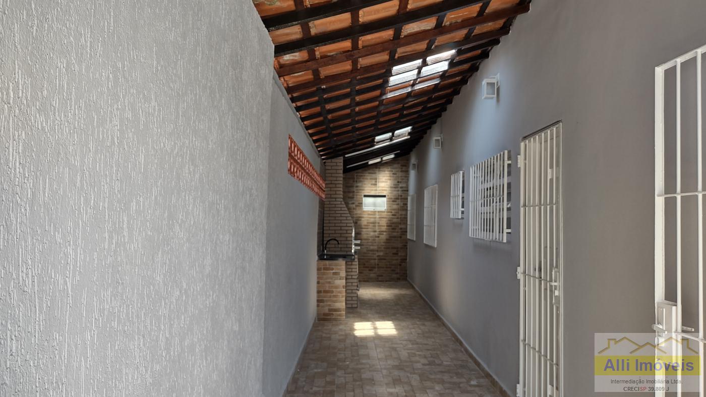 Casa à venda com 2 quartos, 80m² - Foto 5