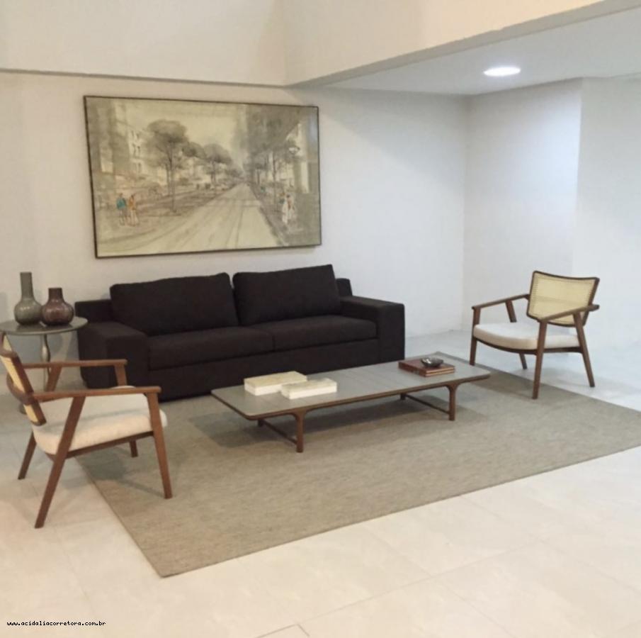 Apartamento para alugar com 1 quarto, 44m² - Foto 23