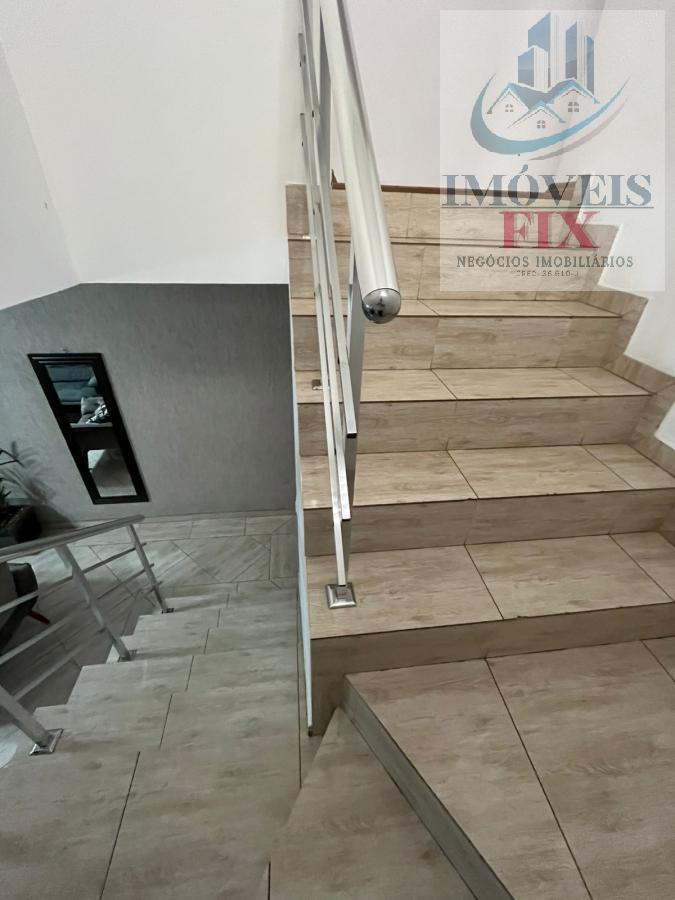 Casa à venda com 3 quartos, 200m² - Foto 15