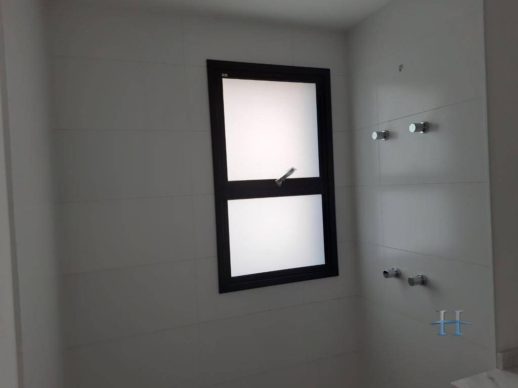 Apartamento à venda com 3 quartos, 157m² - Foto 13