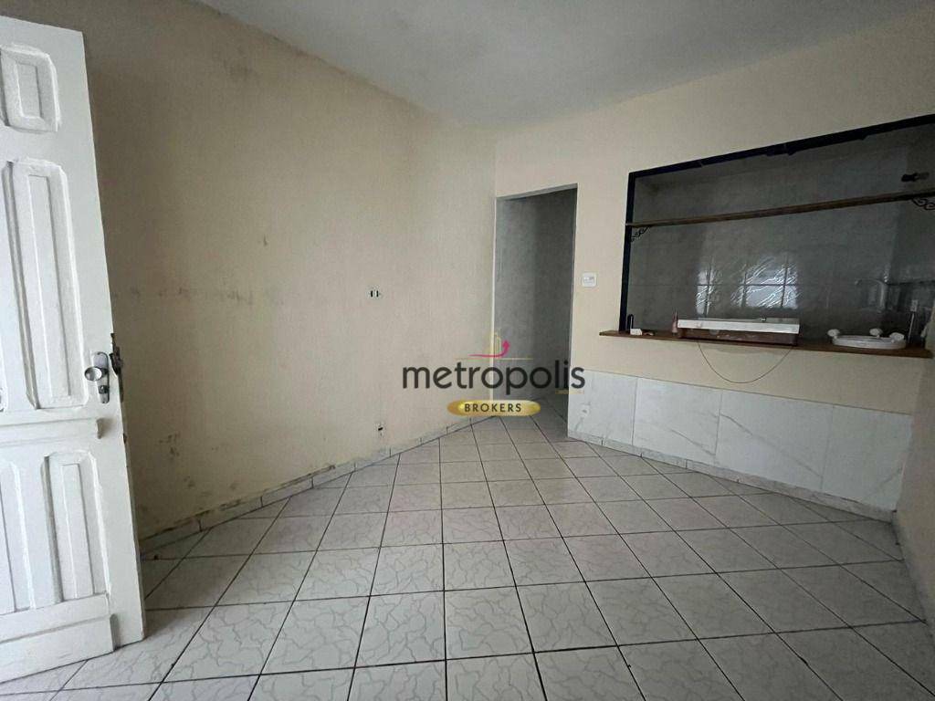 Casa para alugar com 1 quarto, 20m² - Foto 10