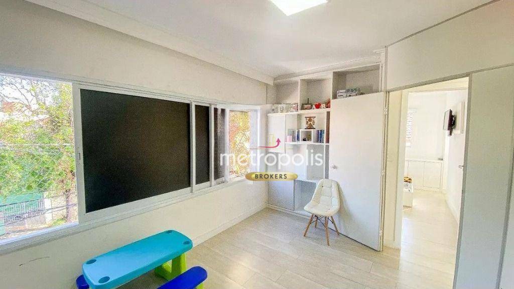 Sobrado à venda com 4 quartos, 275m² - Foto 37