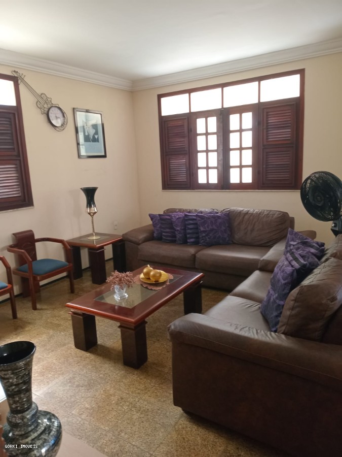 Casa à venda com 3 quartos, 313m² - Foto 37
