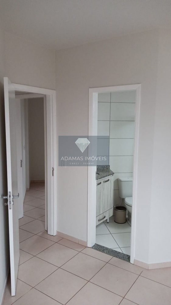 Apartamento para alugar com 3 quartos, 93m² - Foto 6