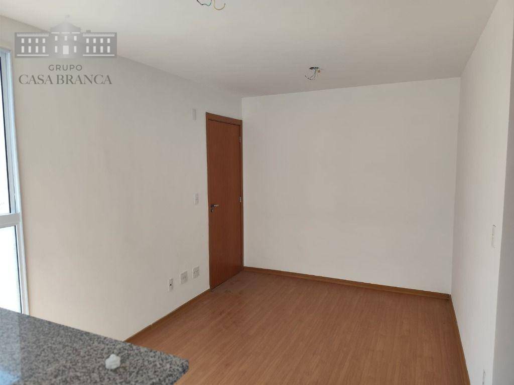 Apartamento à venda com 2 quartos, 39m² - Foto 15