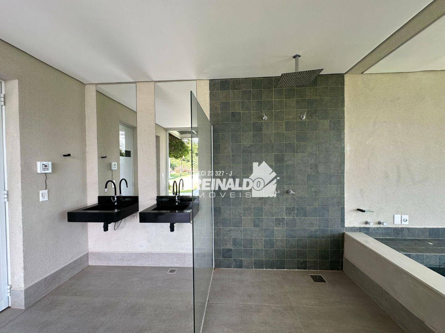 Casa de Condomínio à venda com 5 quartos, 670m² - Foto 46