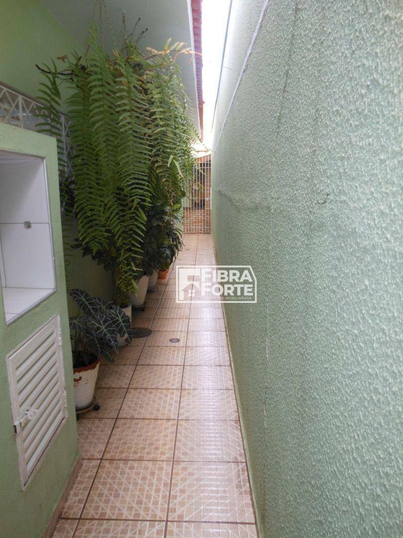 Casa à venda com 3 quartos, 178m² - Foto 23