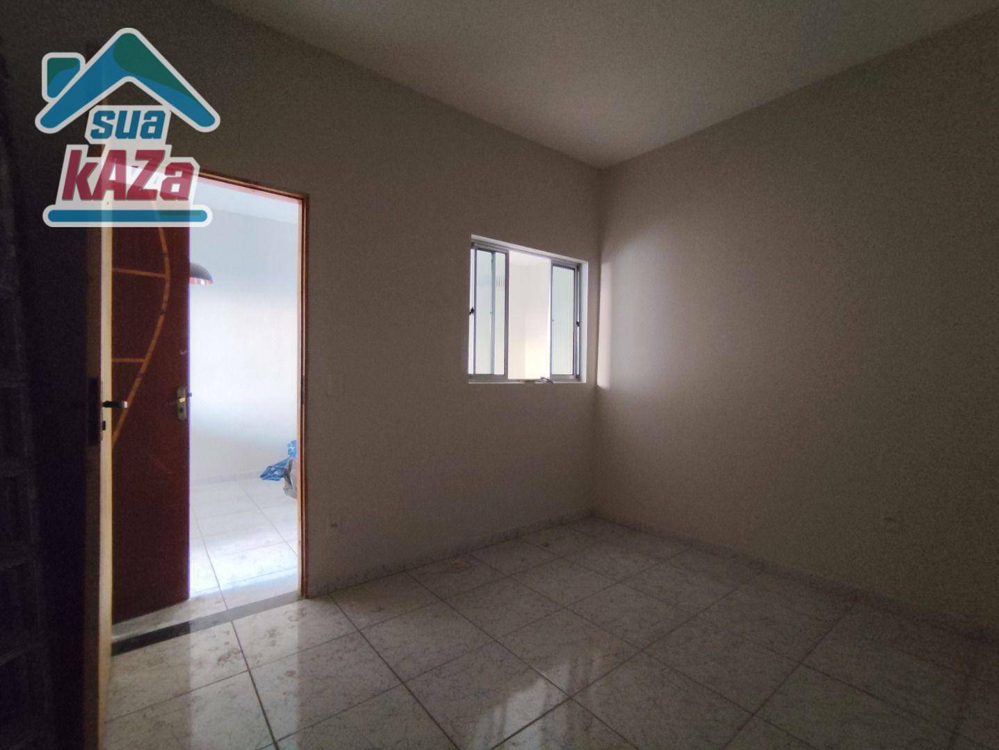 Casa para alugar com 3 quartos, 95m² - Foto 13