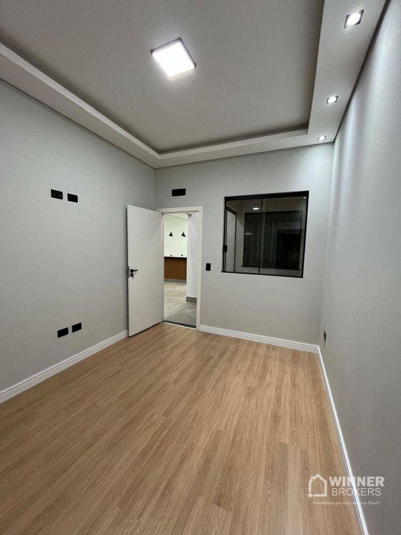 Casa à venda com 3 quartos, 128m² - Foto 13