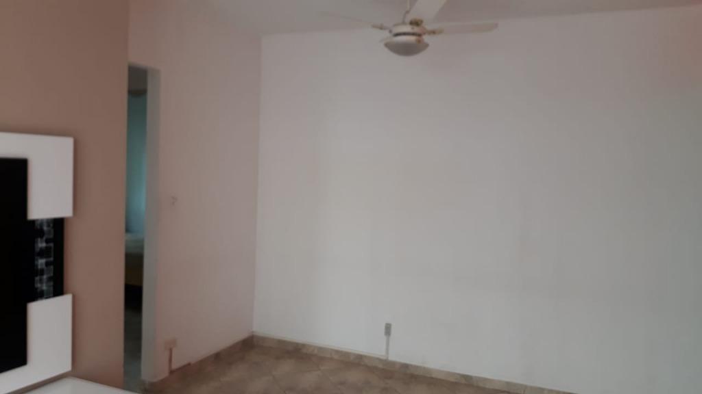 Apartamento para alugar com 2 quartos, 60m² - Foto 3