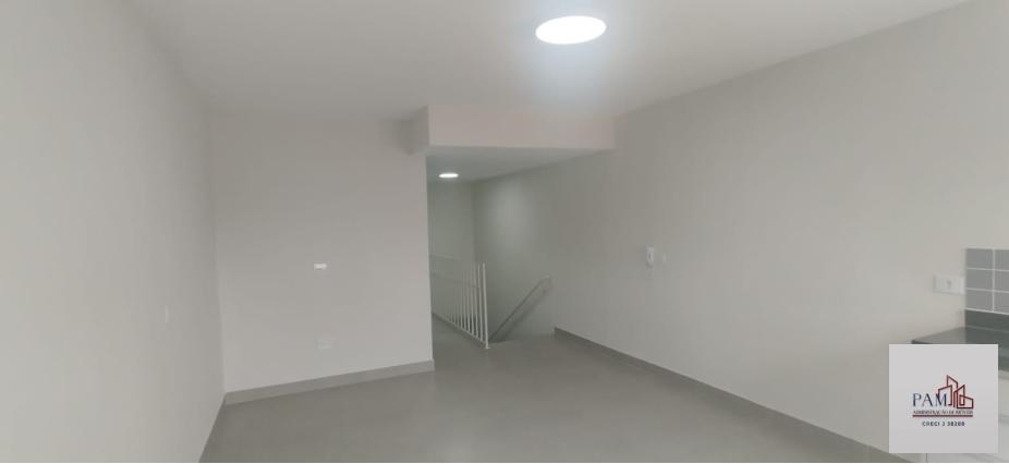 Casa para alugar com 1 quarto, 50m² - Foto 3