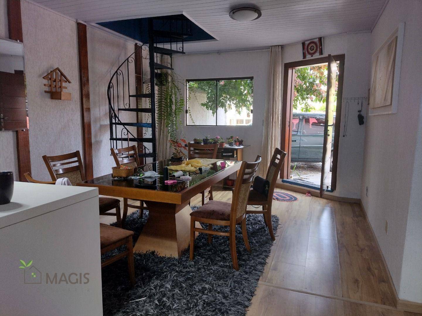 Sobrado à venda com 3 quartos, 175m² - Foto 1