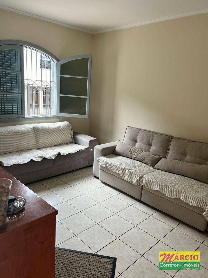 Casa à venda com 4 quartos, 148m² - Foto 3