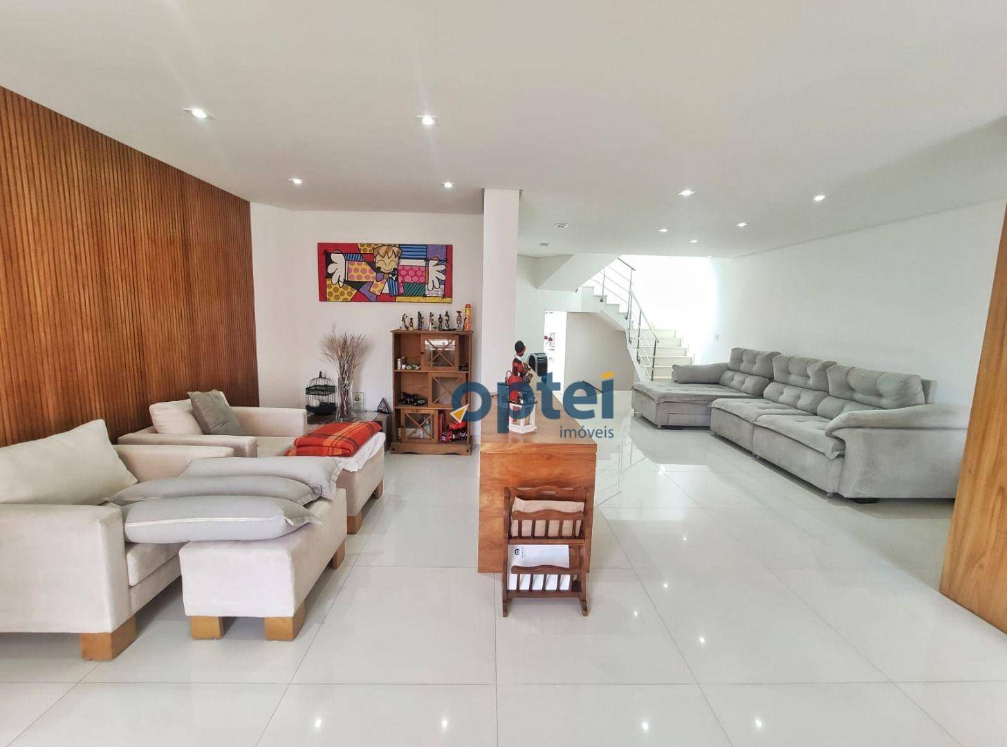 Sobrado à venda e aluguel com 3 quartos, 404m² - Foto 1