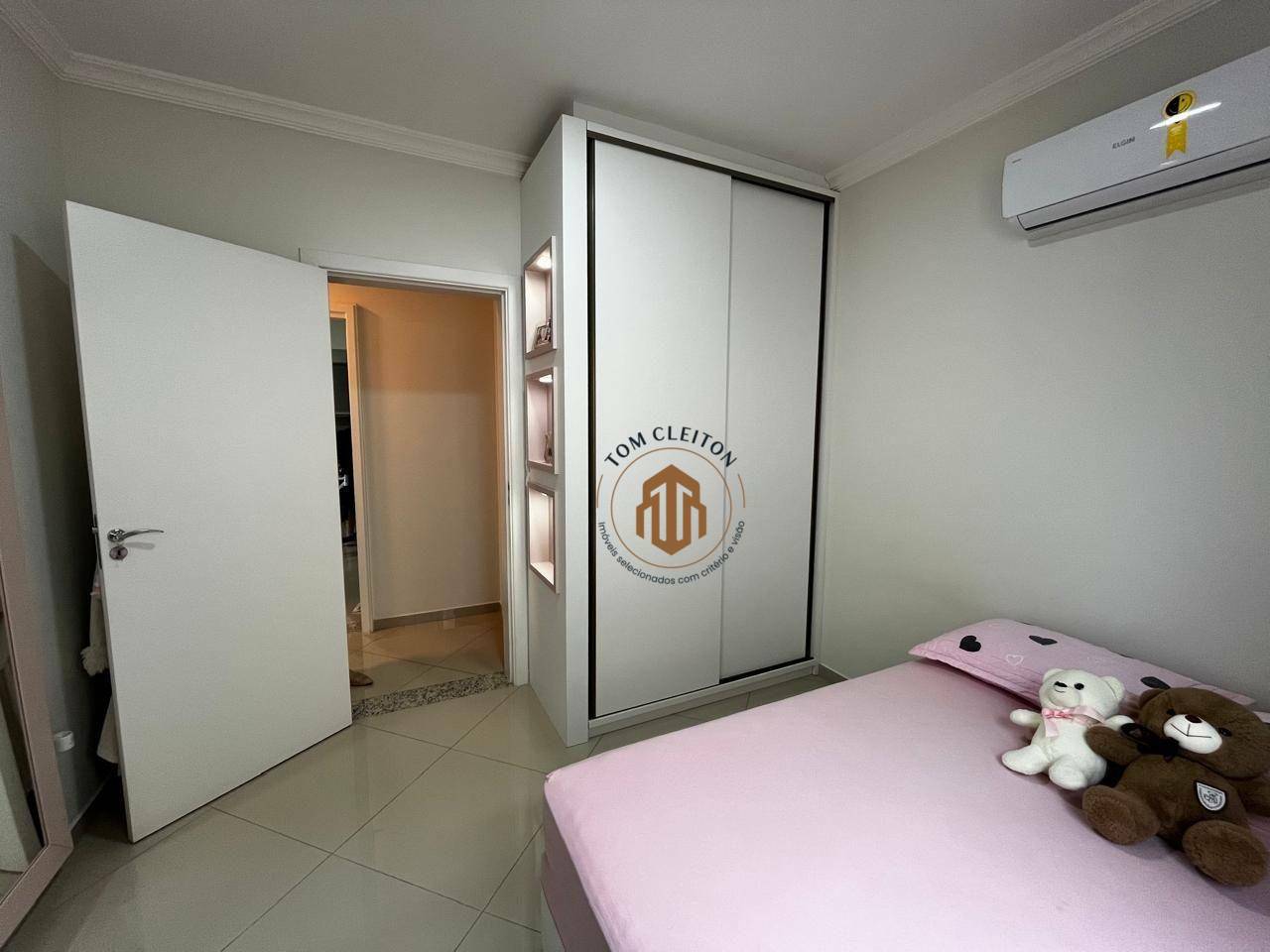 Apartamento à venda com 3 quartos, 111m² - Foto 9