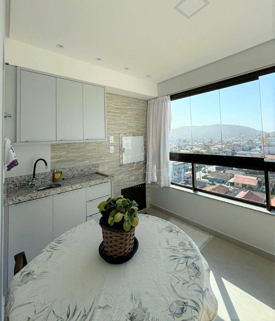 Apartamento à venda com 3 quartos, 111m² - Foto 5