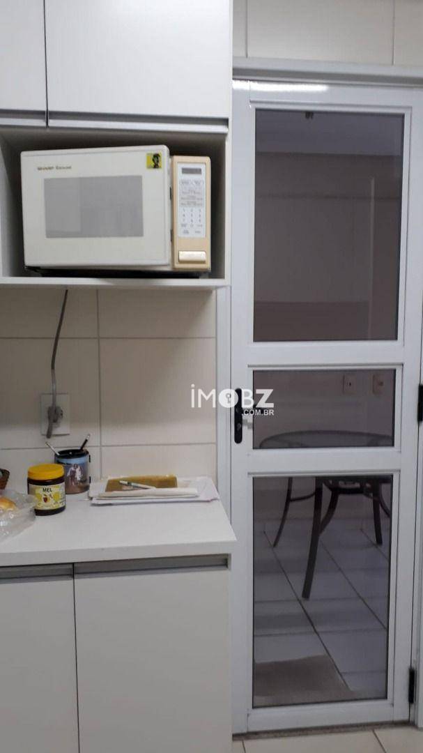 Apartamento à venda com 4 quartos, 197m² - Foto 20