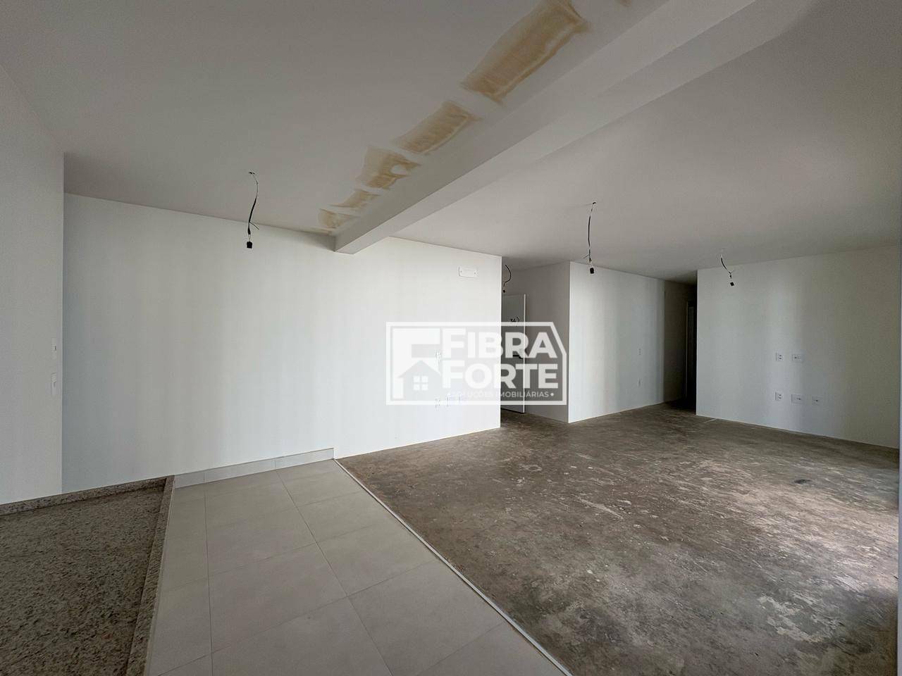 Apartamento à venda com 3 quartos, 125m² - Foto 9