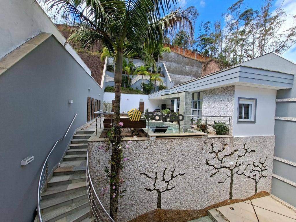 Casa de Condomínio à venda com 4 quartos, 570m² - Foto 9