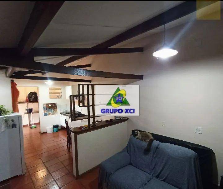 Casa para alugar com 3 quartos, 188m² - Foto 5