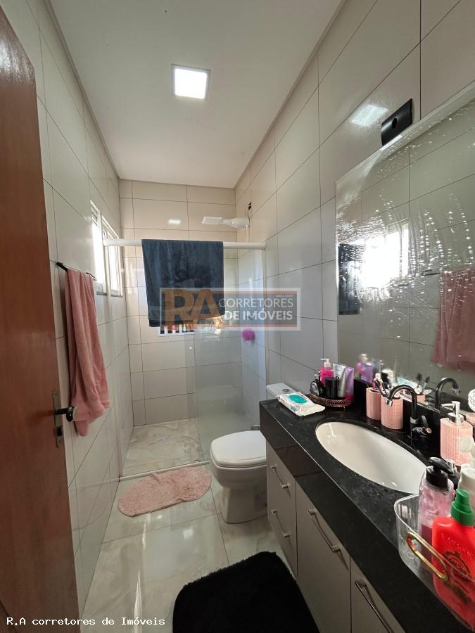 Casa à venda com 3 quartos - Foto 18