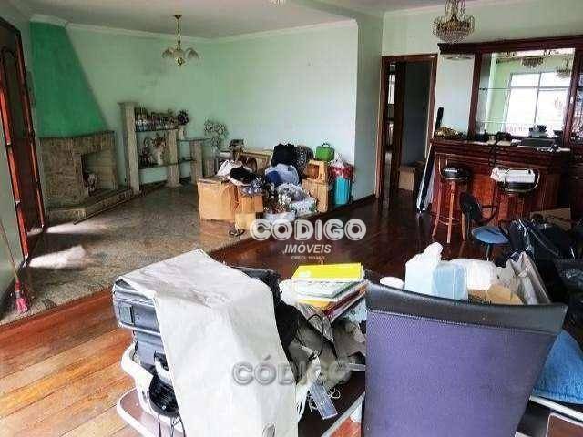 Casa à venda com 3 quartos, 300m² - Foto 3