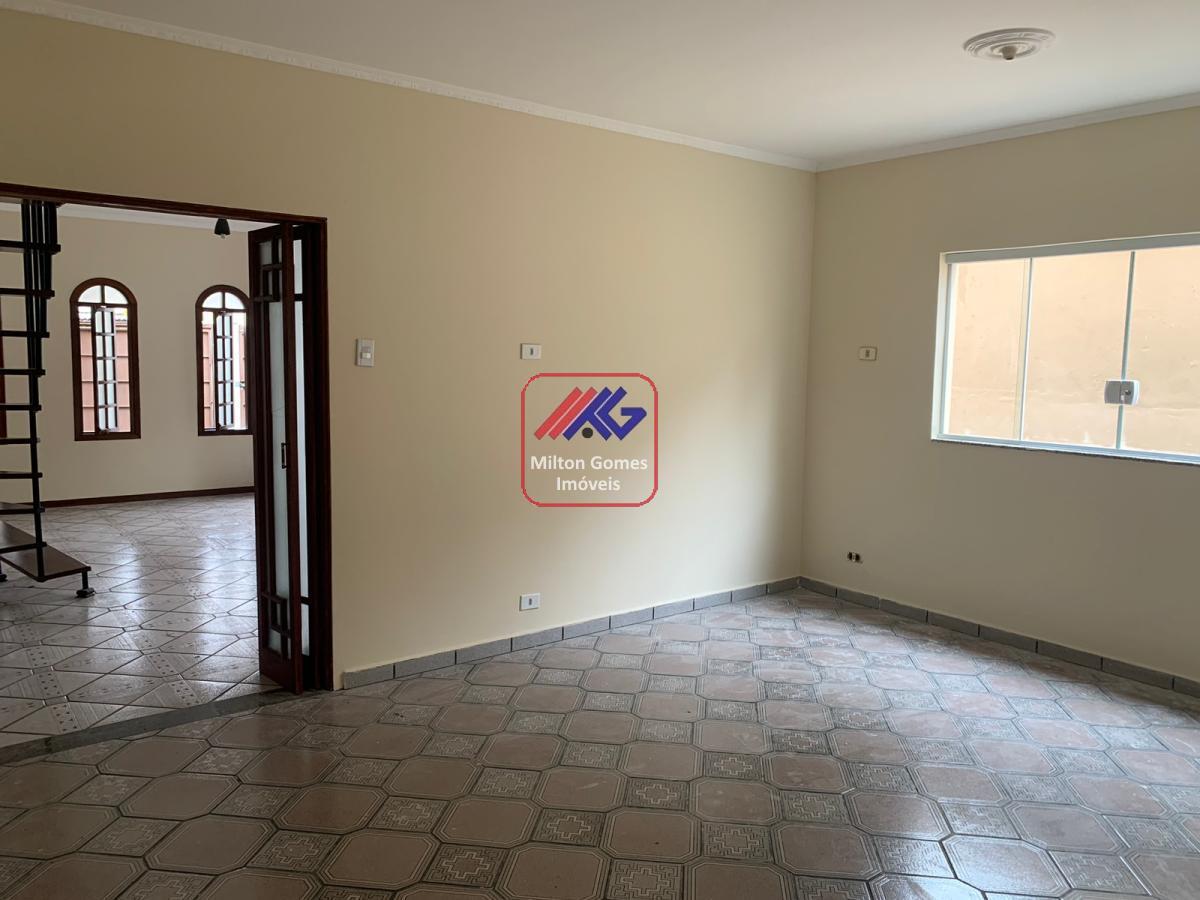 Sobrado para alugar com 3 quartos, 320m² - Foto 15