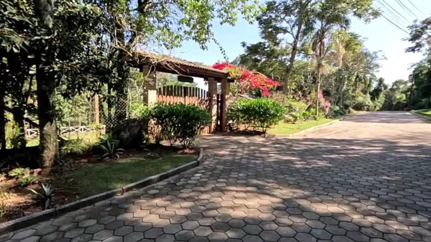Casa de Condomínio à venda com 4 quartos, 2237m² - Foto 2