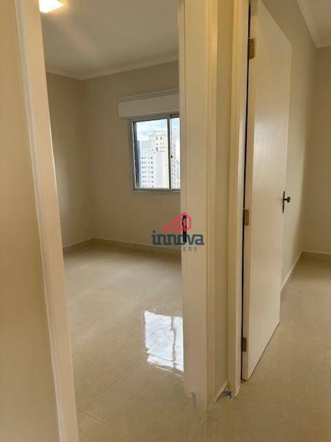 Apartamento à venda com 2 quartos, 69m² - Foto 5