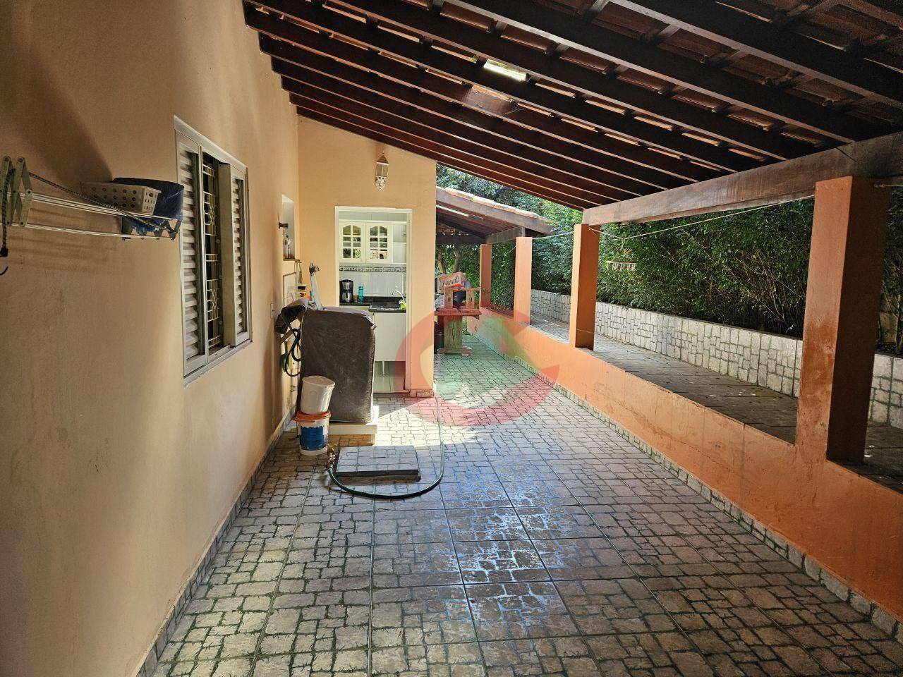 Chácara à venda com 3 quartos, 236m² - Foto 24