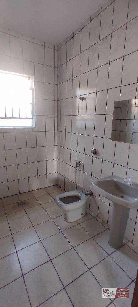 Casa para alugar com 4 quartos, 171m² - Foto 11