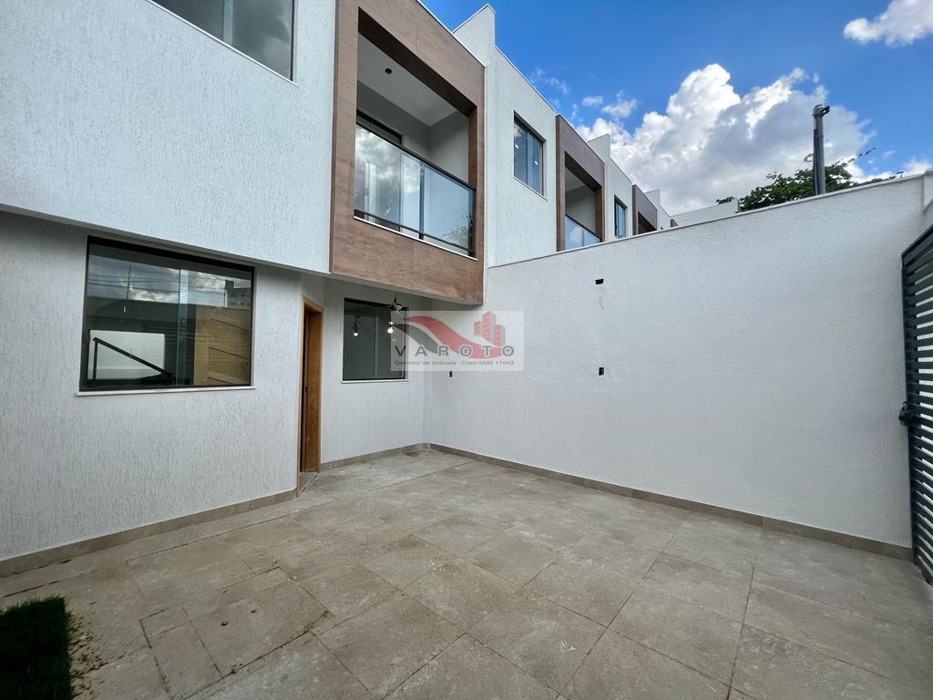 Casa à venda com 3 quartos, 40m² - Foto 3