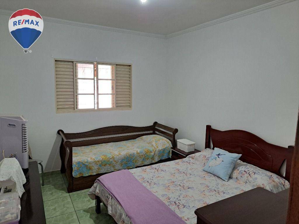 Casa à venda com 2 quartos, 67m² - Foto 6