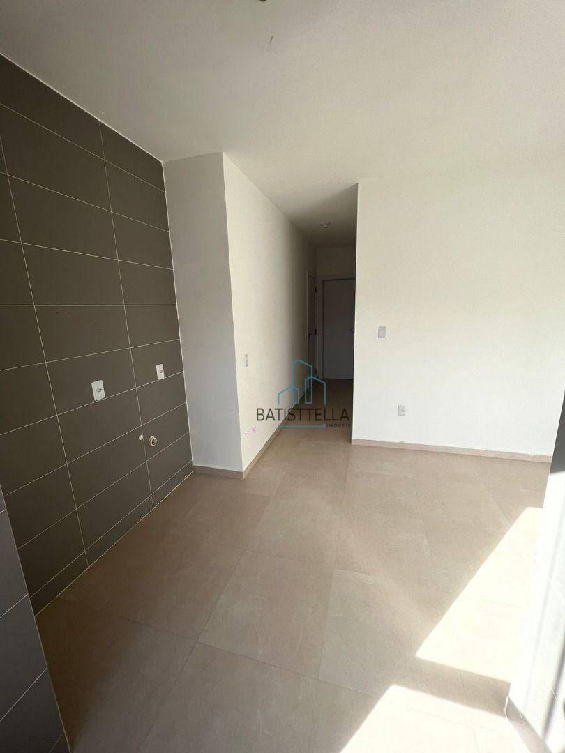 Apartamento à venda com 2 quartos, 52m² - Foto 14