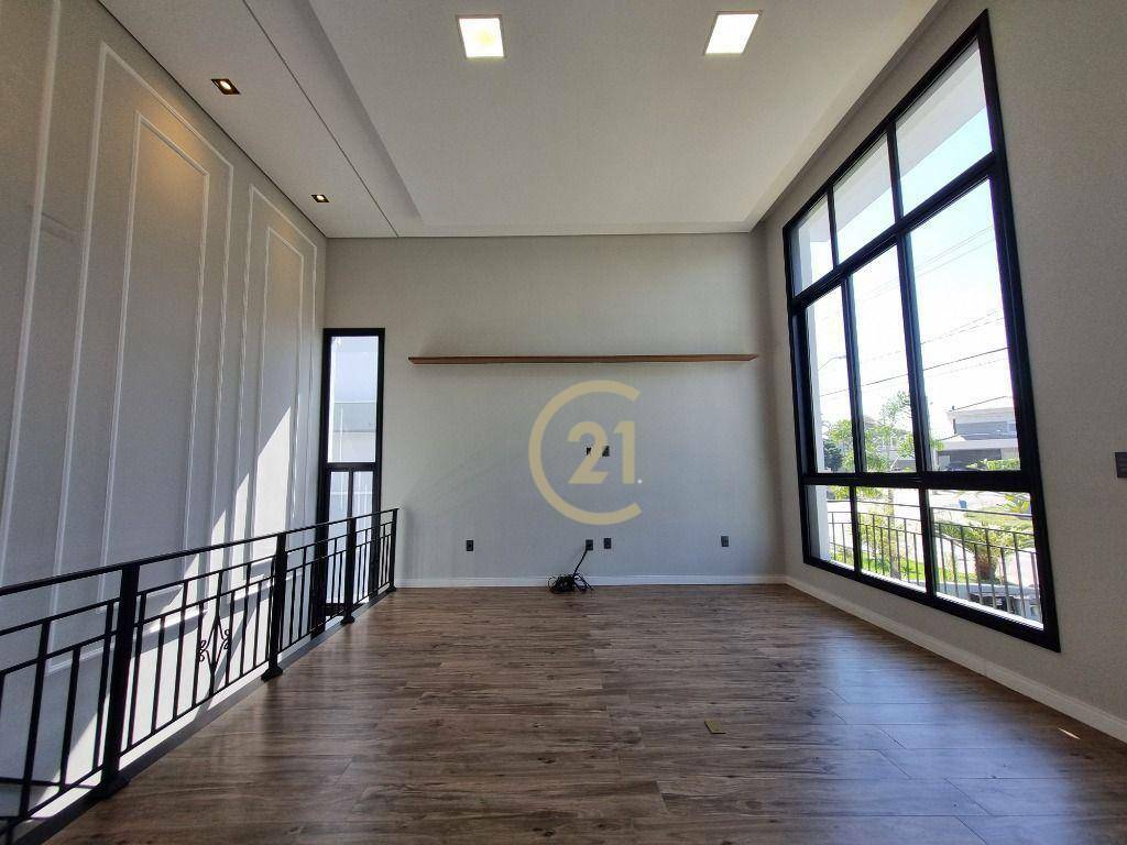 Casa de Condomínio à venda com 3 quartos, 270m² - Foto 4