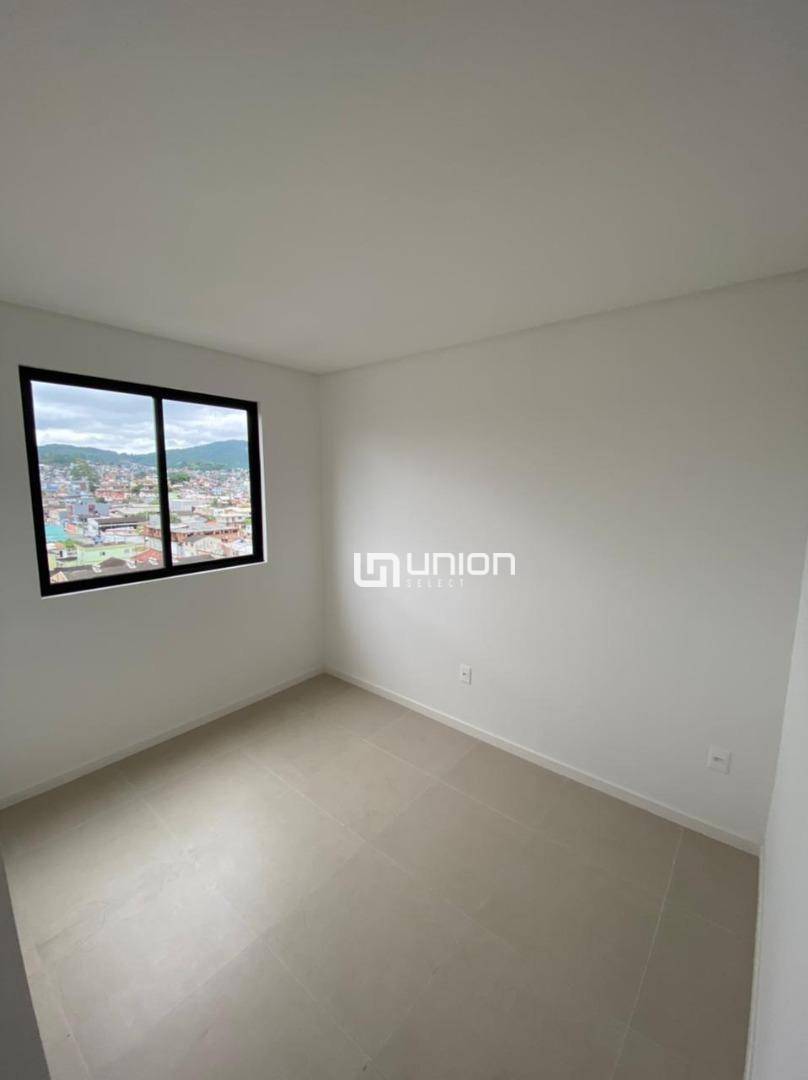 Apartamento à venda com 2 quartos, 62m² - Foto 18