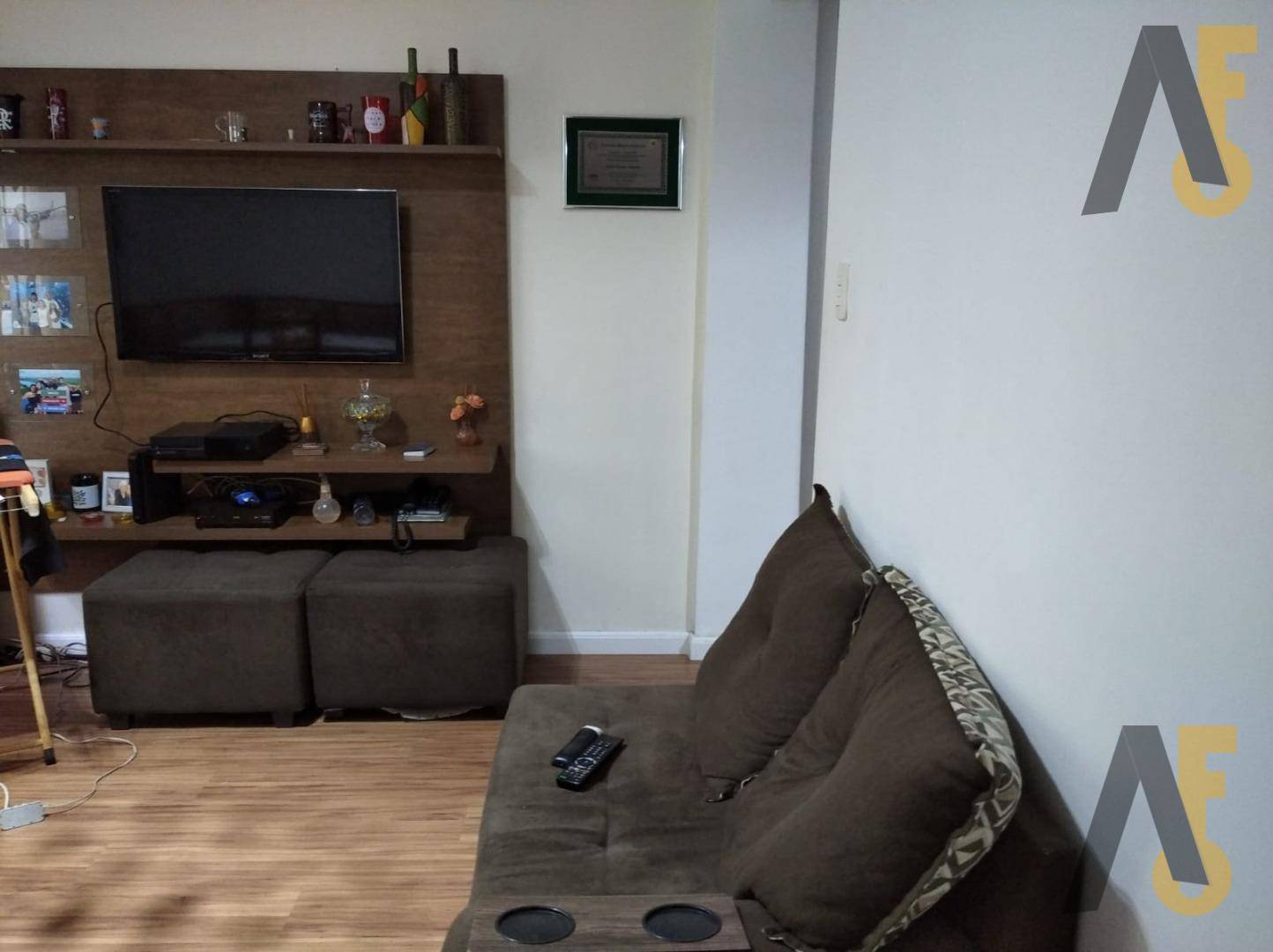 Apartamento à venda com 2 quartos, 52m² - Foto 2