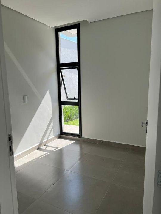 Casa de Condomínio à venda com 3 quartos, 300m² - Foto 22