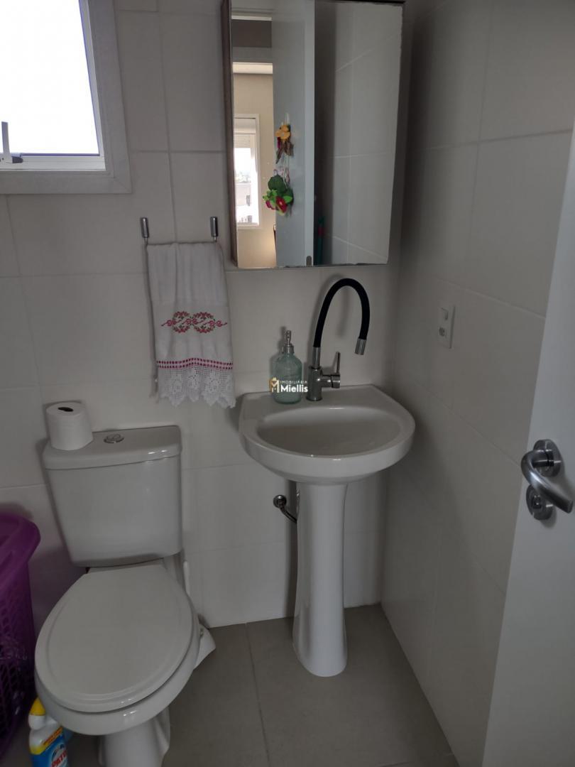 Apartamento à venda com 2 quartos, 64m² - Foto 18